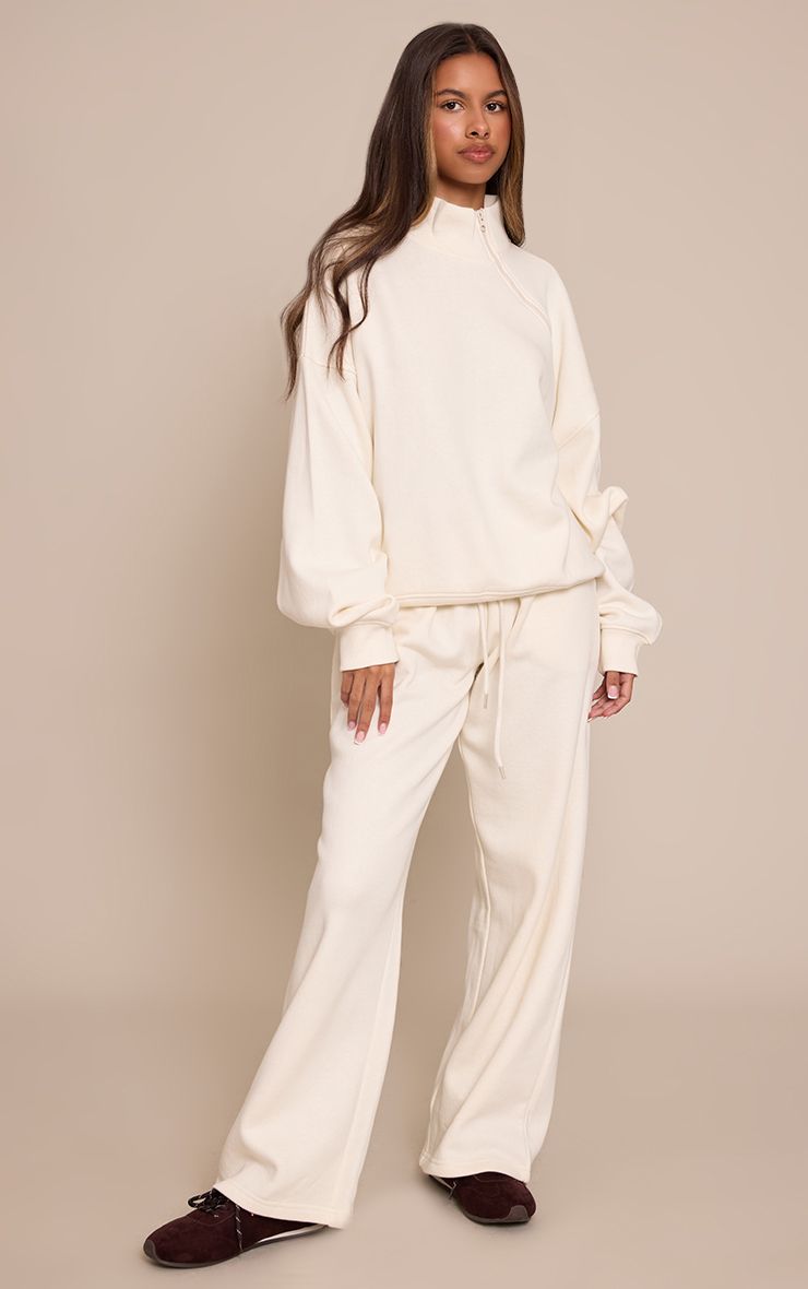 https://mediahub.prettylittlething.com/cnp3785_cream_xl_2
