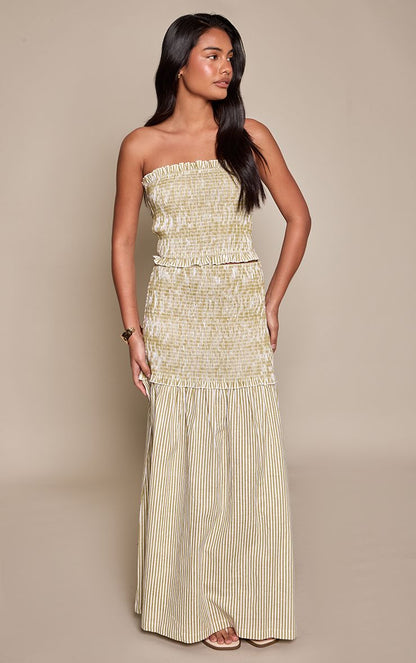 https://mediahub.prettylittlething.com/cnp3922_sage_xl