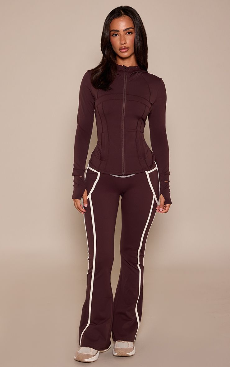 https://mediahub.prettylittlething.com/cnp3994_chocolate_xl_2
