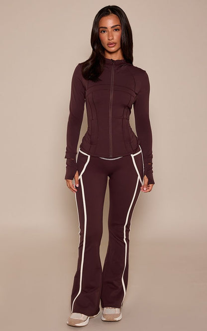 https://mediahub.prettylittlething.com/cnp3994_chocolate_xl_2