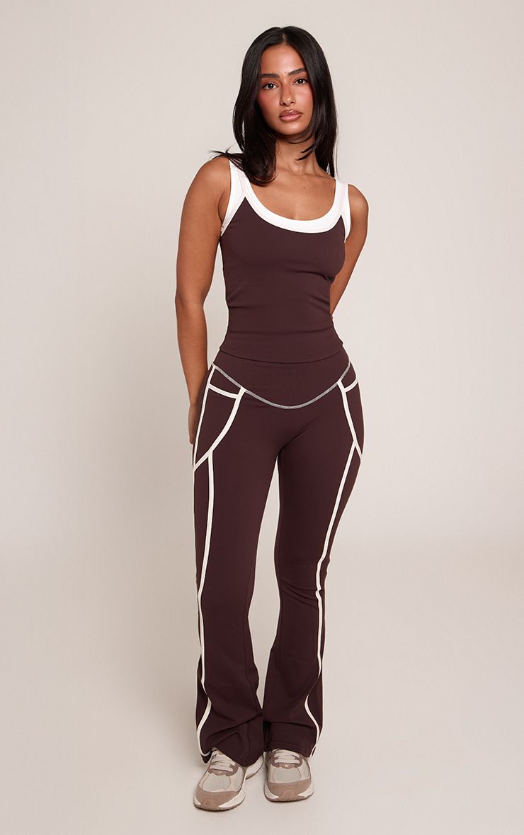 https://mediahub.prettylittlething.com/cnp3995_chocolate_xl_2