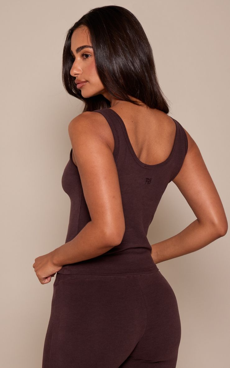 https://mediahub.prettylittlething.com/cnp3996_chocolate_xl_1
