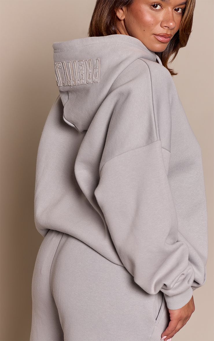 https://mediahub.prettylittlething.com/cnp4031_grey_xl_3