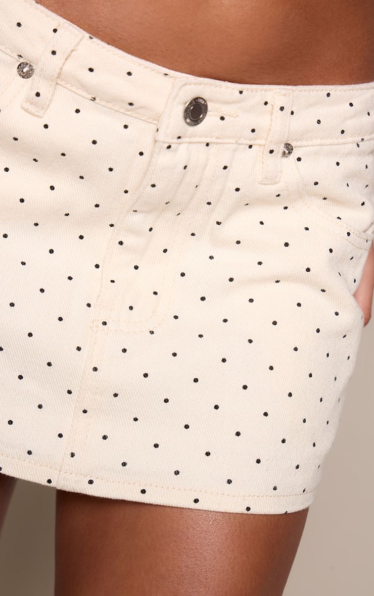 https://mediahub.prettylittlething.com/cnp4114_cream%20polka%20dot_xl_4
