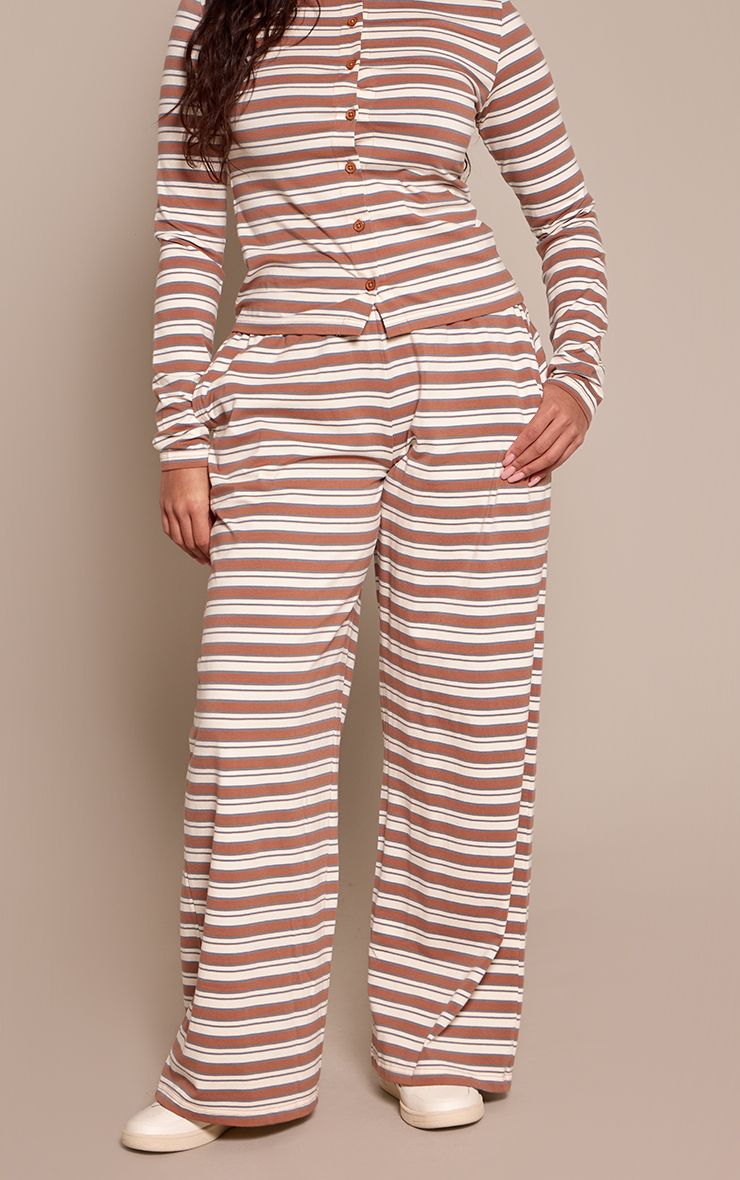 https://mediahub.prettylittlething.com/cnp4157_chocolate_xl_1