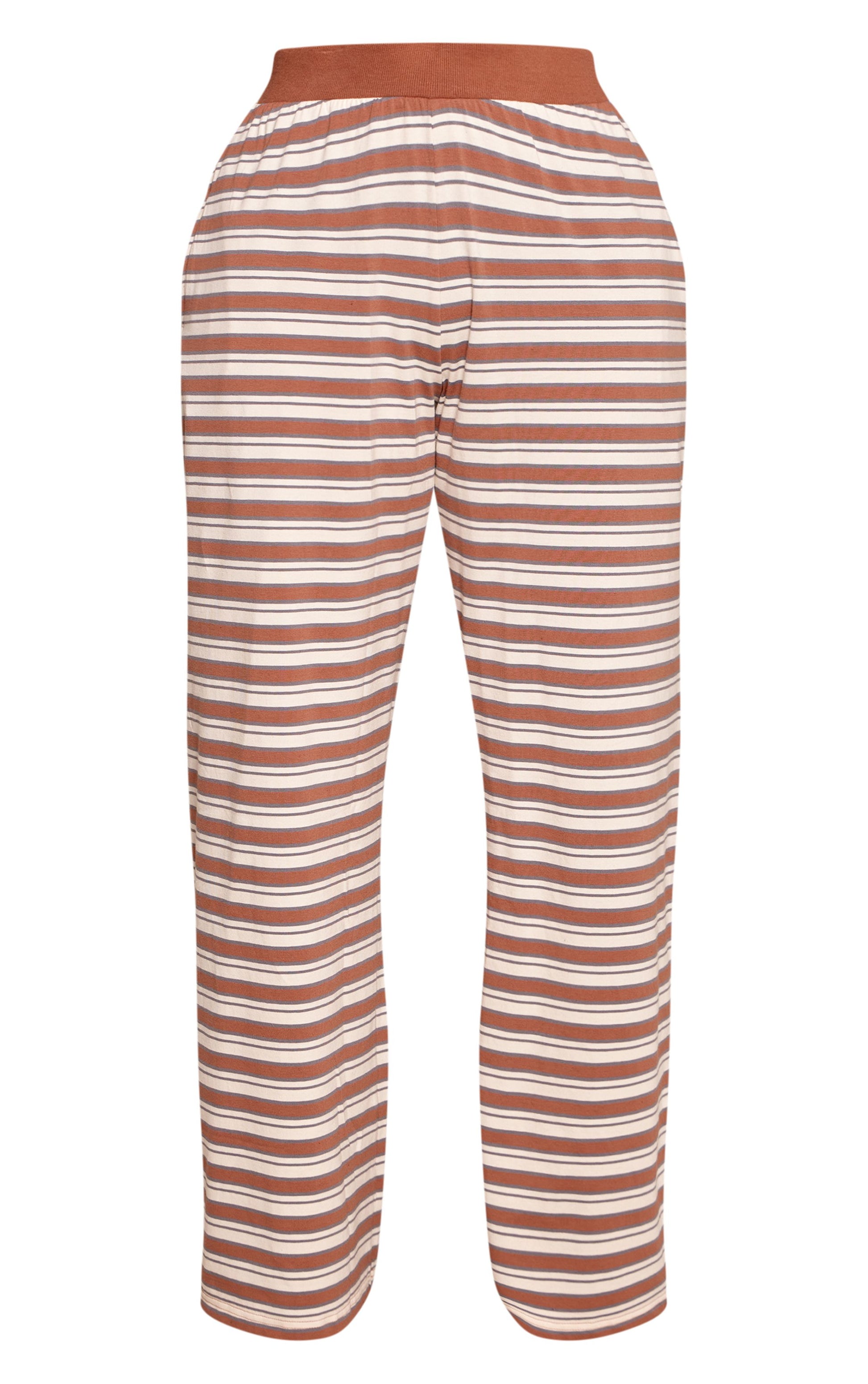https://mediahub.prettylittlething.com/cnp4157_chocolate_xl_4