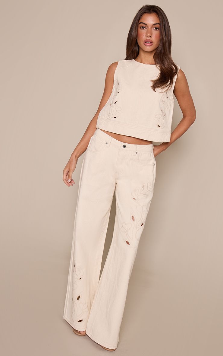 https://mediahub.prettylittlething.com/cnp4243_ecru_xl_2