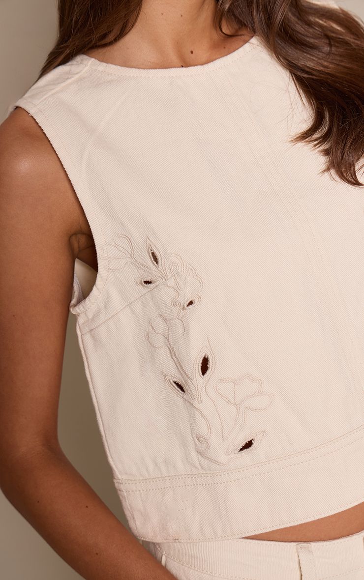 https://mediahub.prettylittlething.com/cnp4243_ecru_xl_3