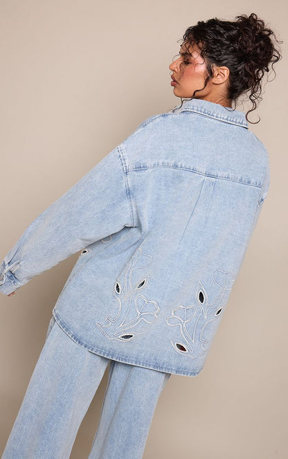https://mediahub.prettylittlething.com/cnp4245_mid%20blue%20wash_xl_1
