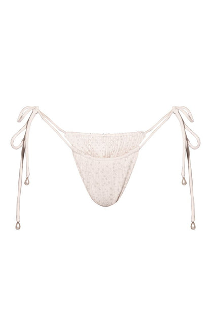 https://mediahub.prettylittlething.com/cnp4303_white_xl_4