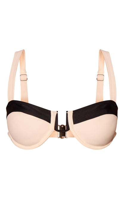 https://mediahub.prettylittlething.com/cnp4401_cream_xl_4