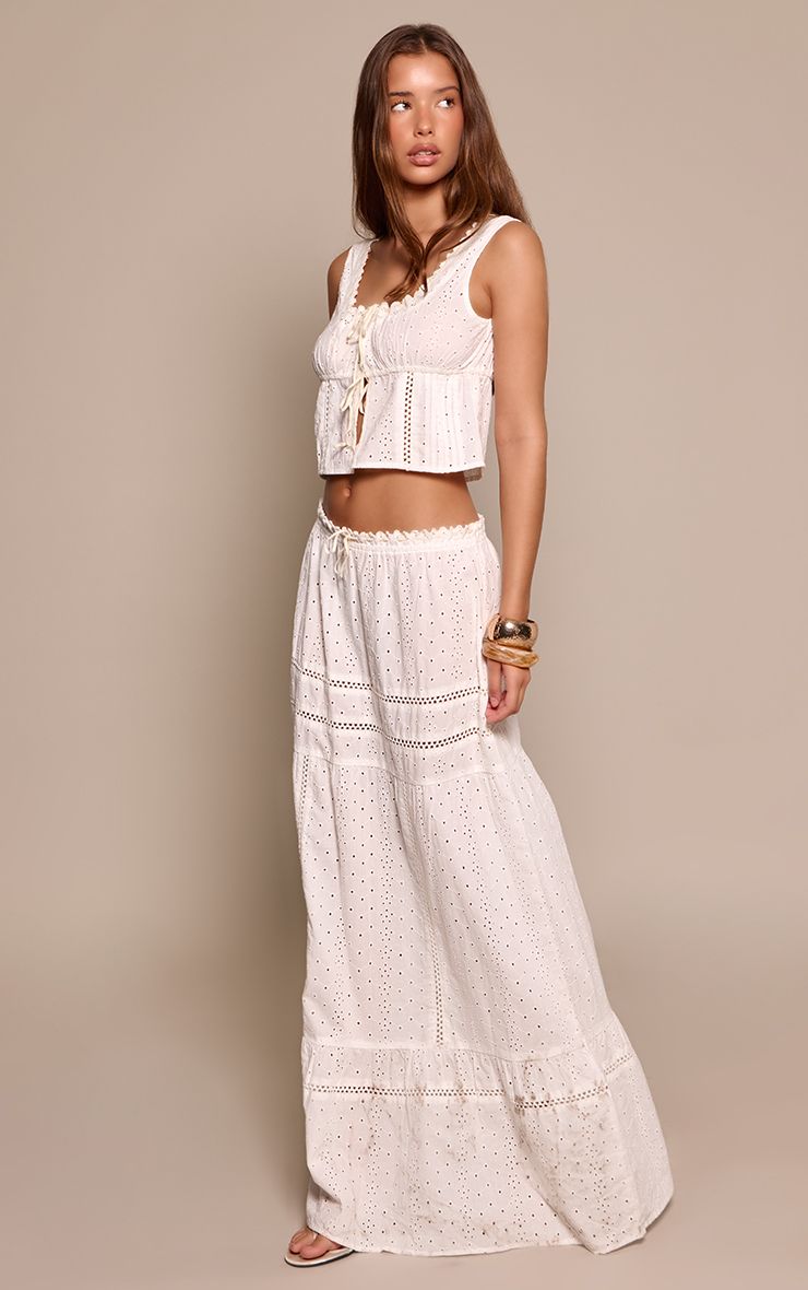 https://mediahub.prettylittlething.com/cnp4535_white_xl_1