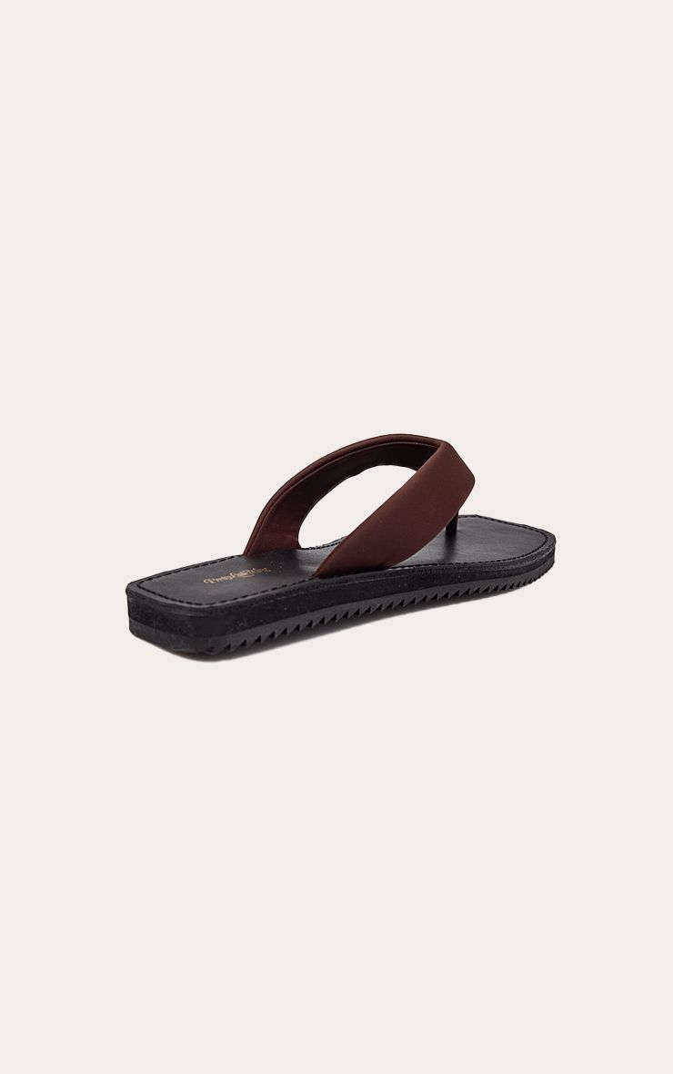 https://mediahub.prettylittlething.com/cnp4552_chocolate_xl_3