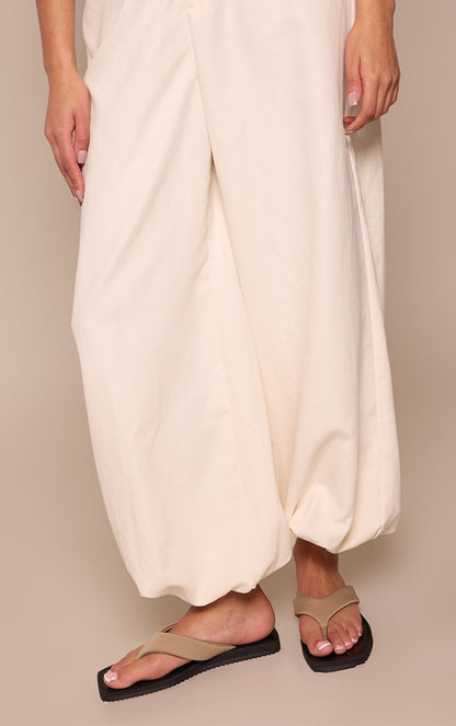 https://mediahub.prettylittlething.com/cnp4555_khaki_xl