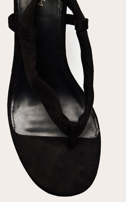 https://mediahub.prettylittlething.com/cnp4608_black_xl_4