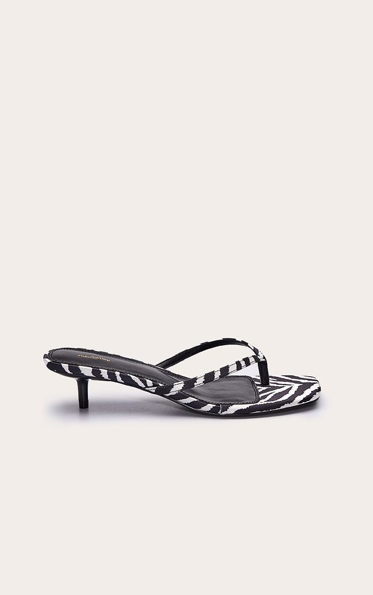 https://mediahub.prettylittlething.com/cnp4655_zebra_xl_1