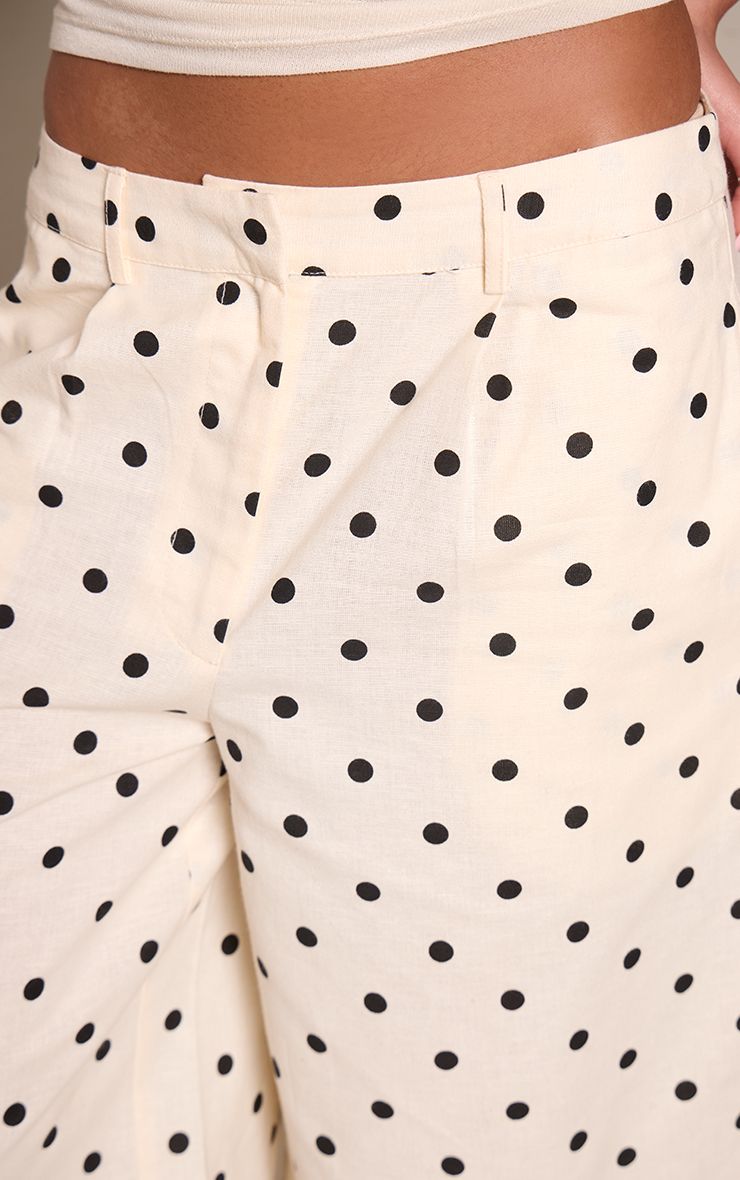 https://mediahub.prettylittlething.com/cnp4658_cream_xl_4