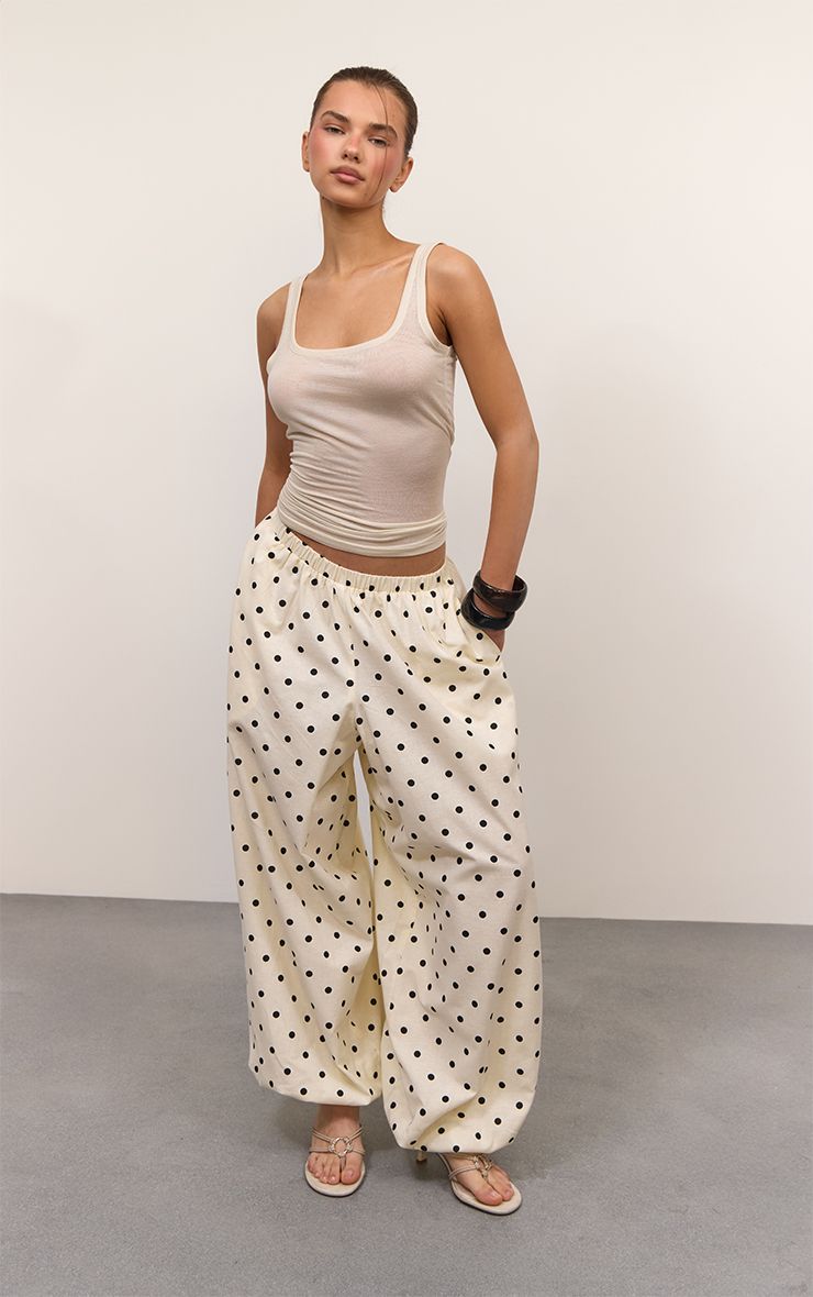 https://mediahub.prettylittlething.com/cnp4686_black%20polkadot_xl
