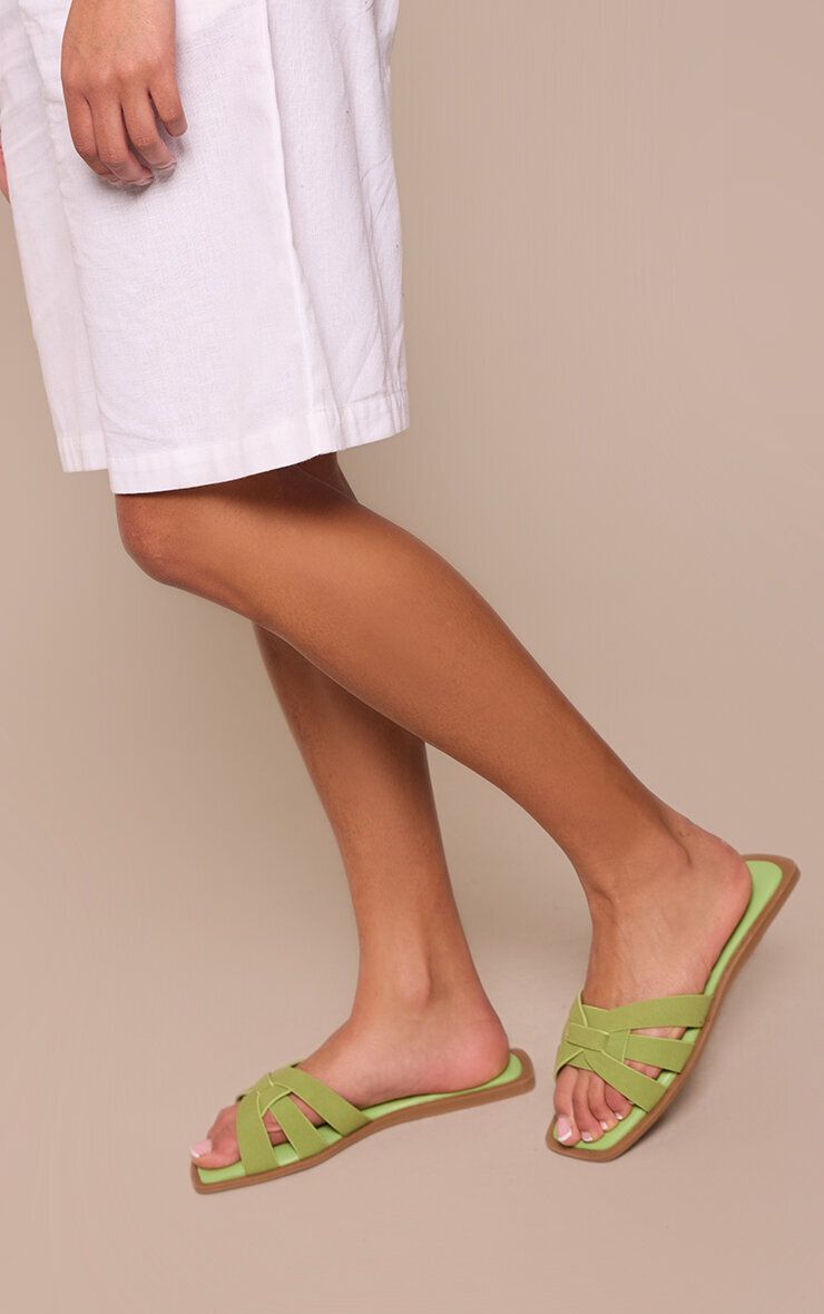 https://mediahub.prettylittlething.com/cnp4712_green_xl_2