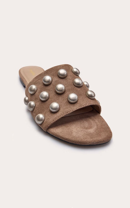https://mediahub.prettylittlething.com/cnp4722_taupe_xl_4