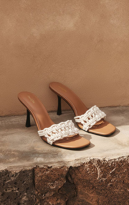 https://mediahub.prettylittlething.com/cnp4772_cream_xl