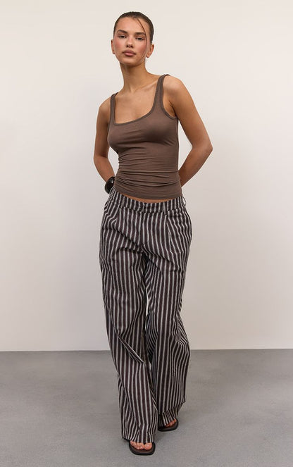 https://mediahub.prettylittlething.com/cnp4783_chocolate_xl