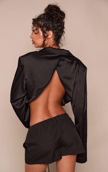 https://mediahub.prettylittlething.com/cnp4805_black_xl_2