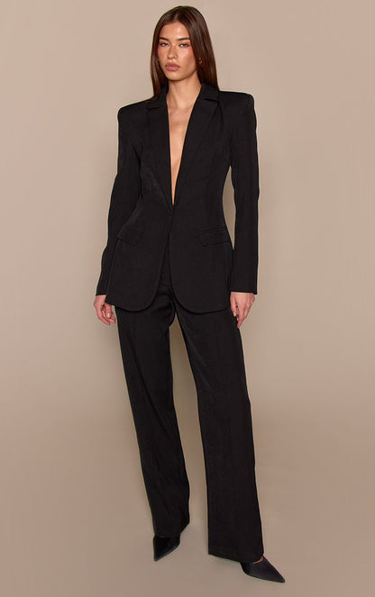 https://mediahub.prettylittlething.com/cnp4841_black_xl_1