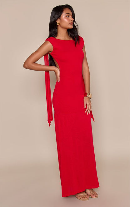 https://mediahub.prettylittlething.com/cnp4974_red_xl