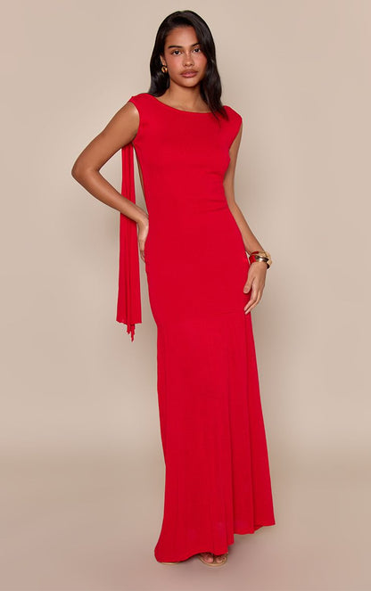 https://mediahub.prettylittlething.com/cnp4974_red_xl_2