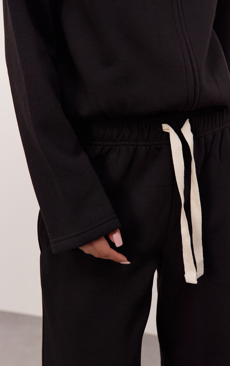 https://mediahub.prettylittlething.com/cnp4993_black_xl_3