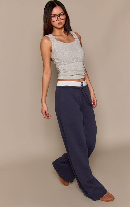 https://mediahub.prettylittlething.com/cnp5017_navy_xl