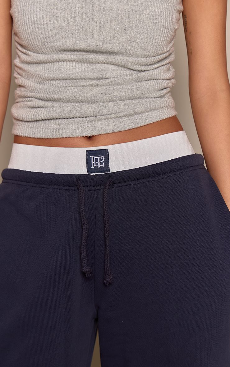 https://mediahub.prettylittlething.com/cnp5017_navy_xl_3