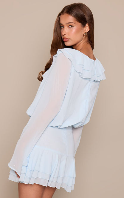 https://mediahub.prettylittlething.com/cnp5073_pale%20blue_xl_1