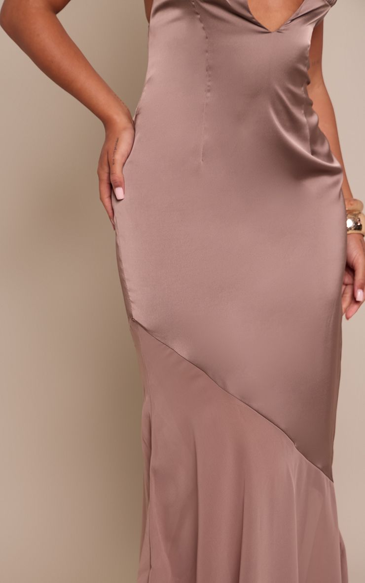 https://mediahub.prettylittlething.com/cnp5081_taupe_xl_3