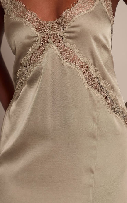https://mediahub.prettylittlething.com/cnp5085_olive_xl_3