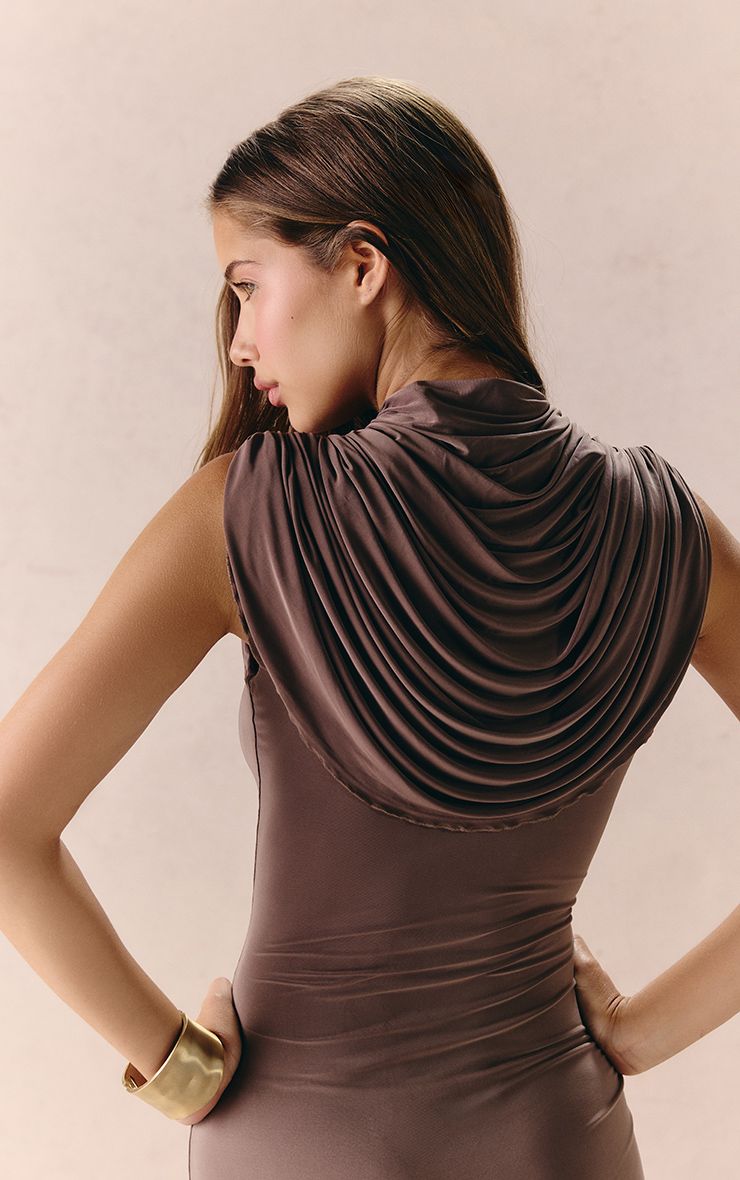 https://mediahub.prettylittlething.com/cnp5184_taupe_xl_4