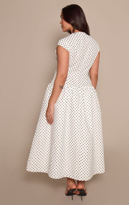 https://mediahub.prettylittlething.com/cnp5274_white_xl_1