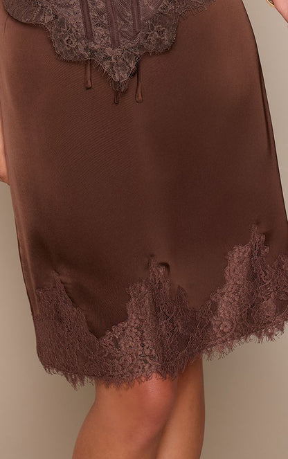 https://mediahub.prettylittlething.com/cnp5311_chocolate_xl_4