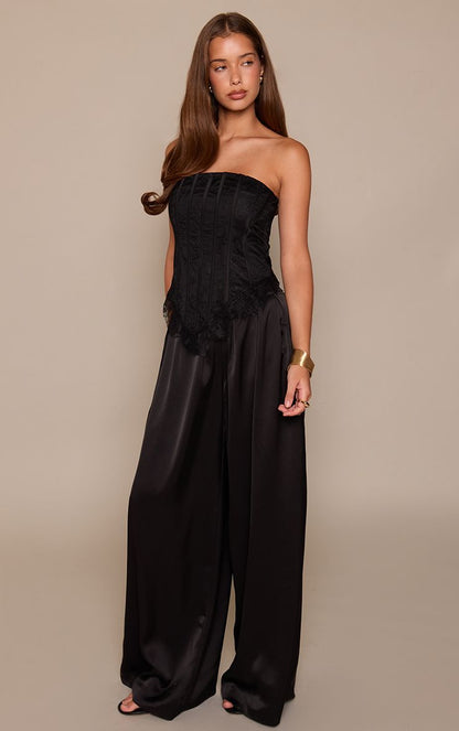 https://mediahub.prettylittlething.com/cnp5487_black_xl_2