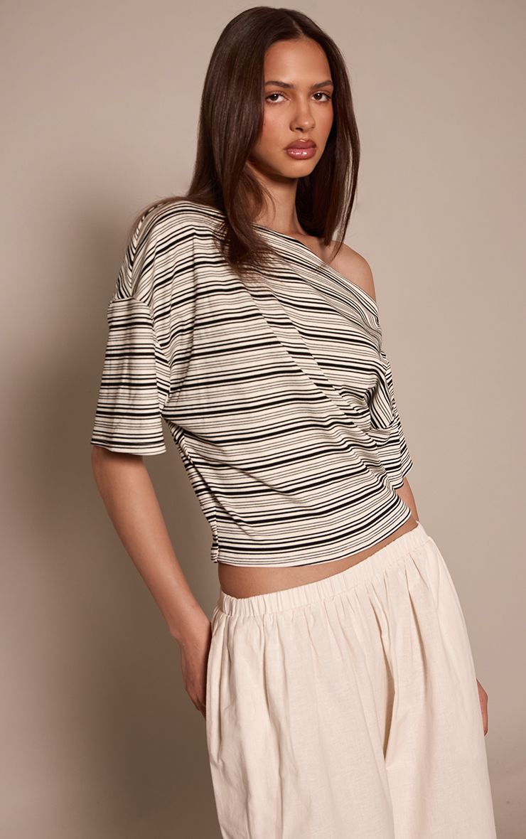 https://mediahub.prettylittlething.com/cnp5516_black_xl