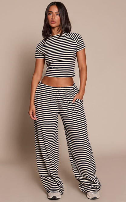 https://mediahub.prettylittlething.com/cnp5601_charcoal_xl_2