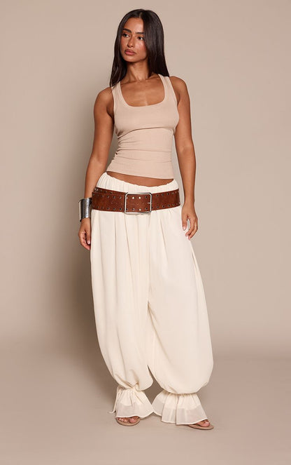 https://mediahub.prettylittlething.com/cnp5624_cream_xl