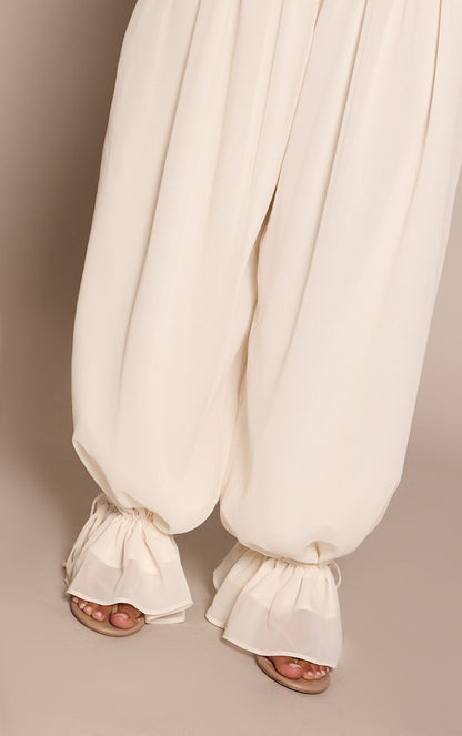 https://mediahub.prettylittlething.com/cnp5624_cream_xl_3