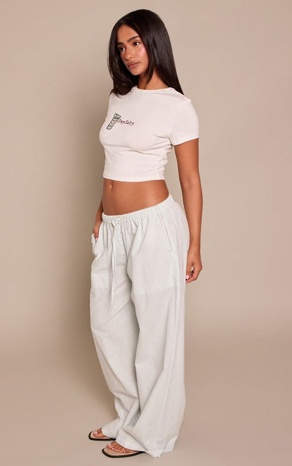 https://mediahub.prettylittlething.com/cnp5648_white_xl_2