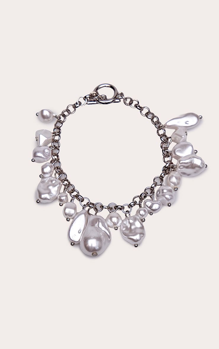 https://mediahub.prettylittlething.com/cnp5757_silver_xl_1