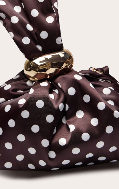 https://mediahub.prettylittlething.com/cnp5765_chocolate_xl_3