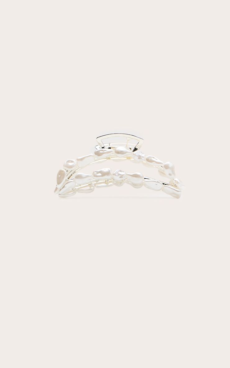 https://mediahub.prettylittlething.com/cnp5768_silver_xl_1