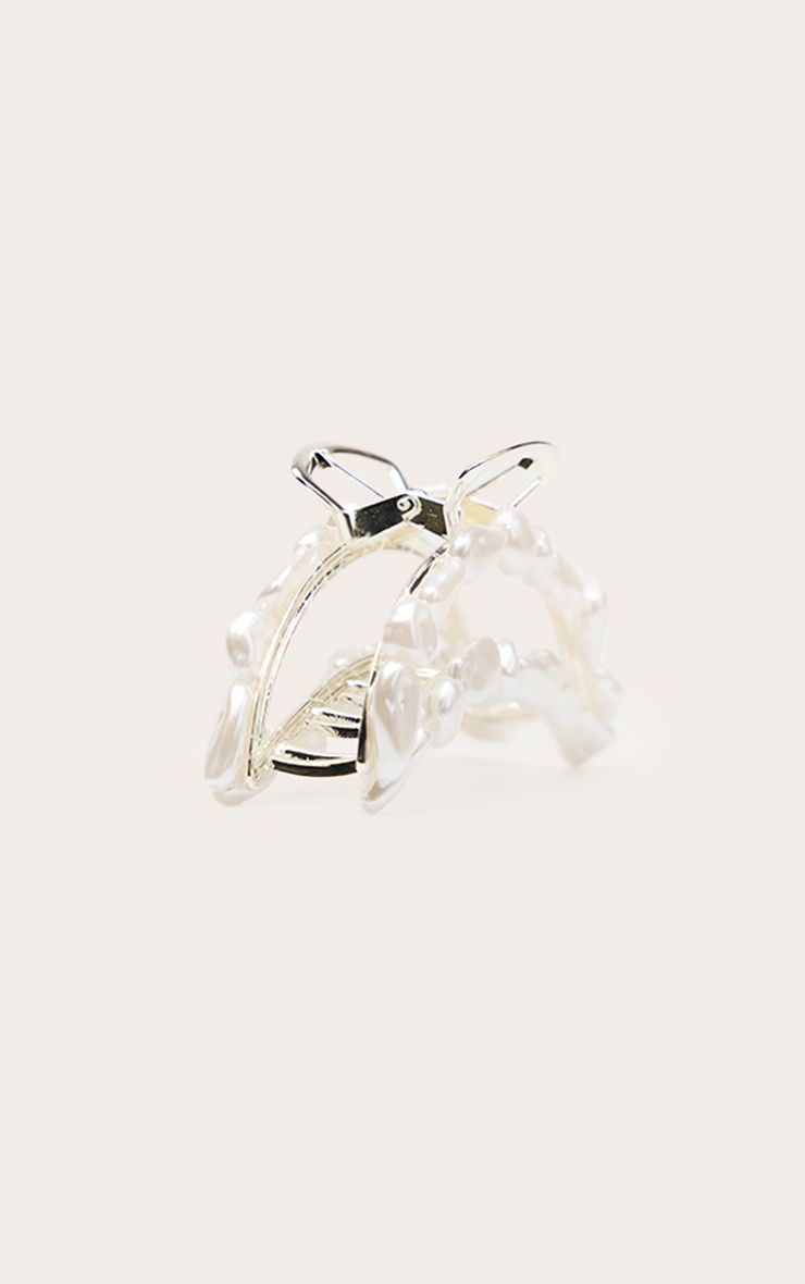https://mediahub.prettylittlething.com/cnp5768_silver_xl_2