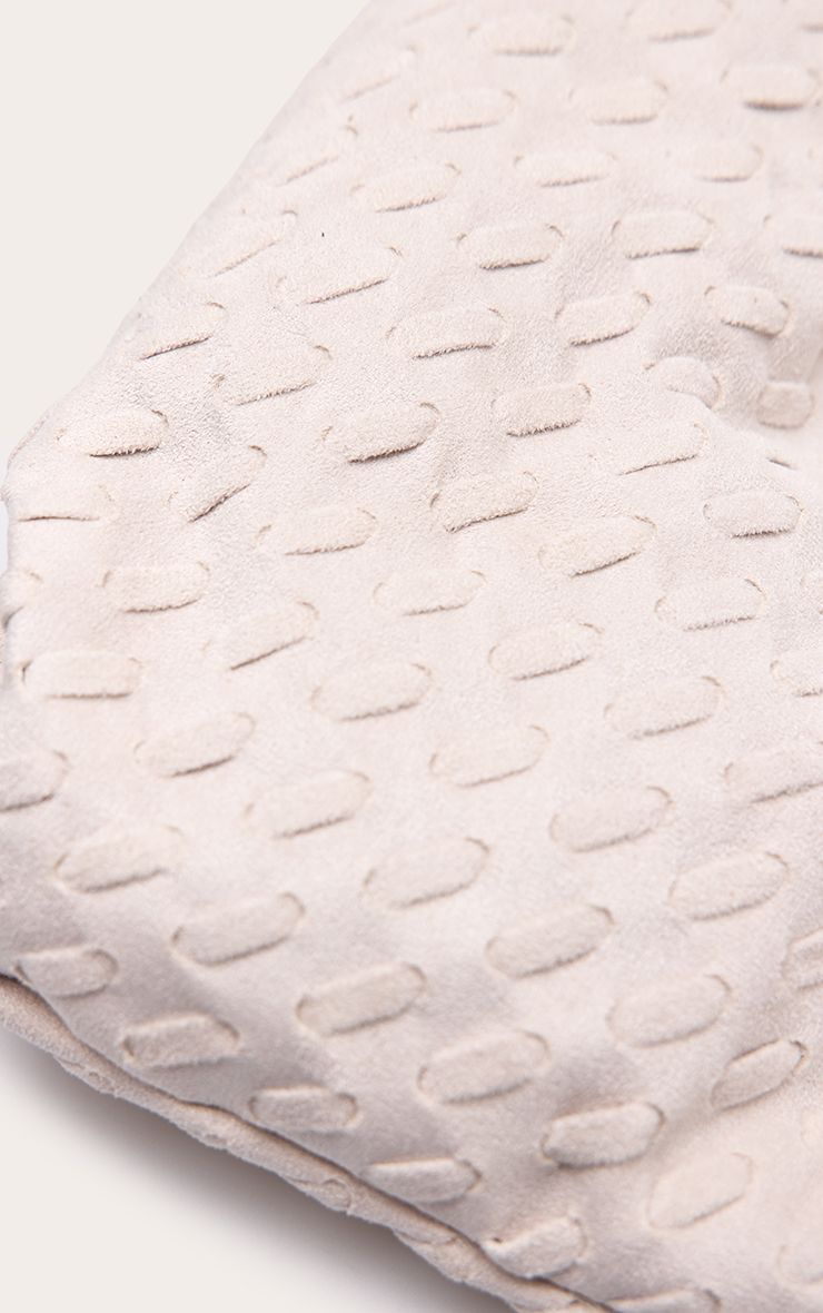 https://mediahub.prettylittlething.com/cnp5877_cream_xl_3